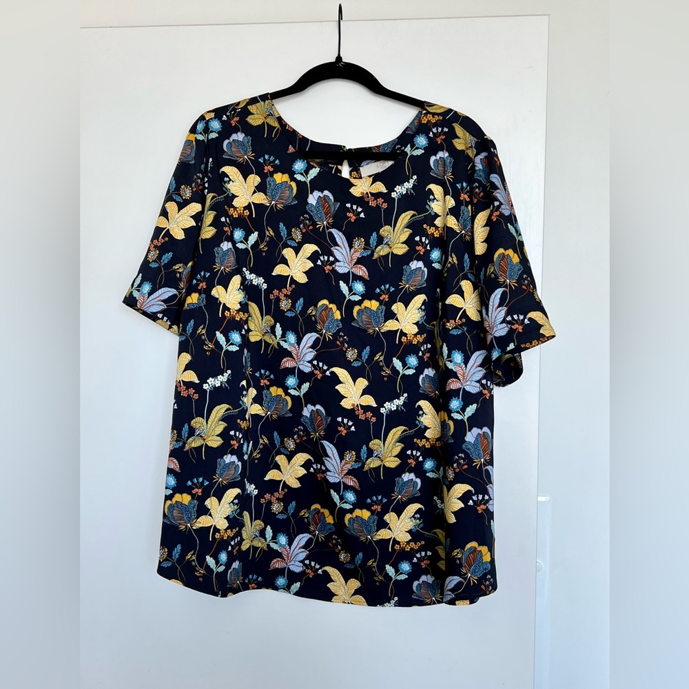LOFT Plus Navy Floral Satin T-Shirt